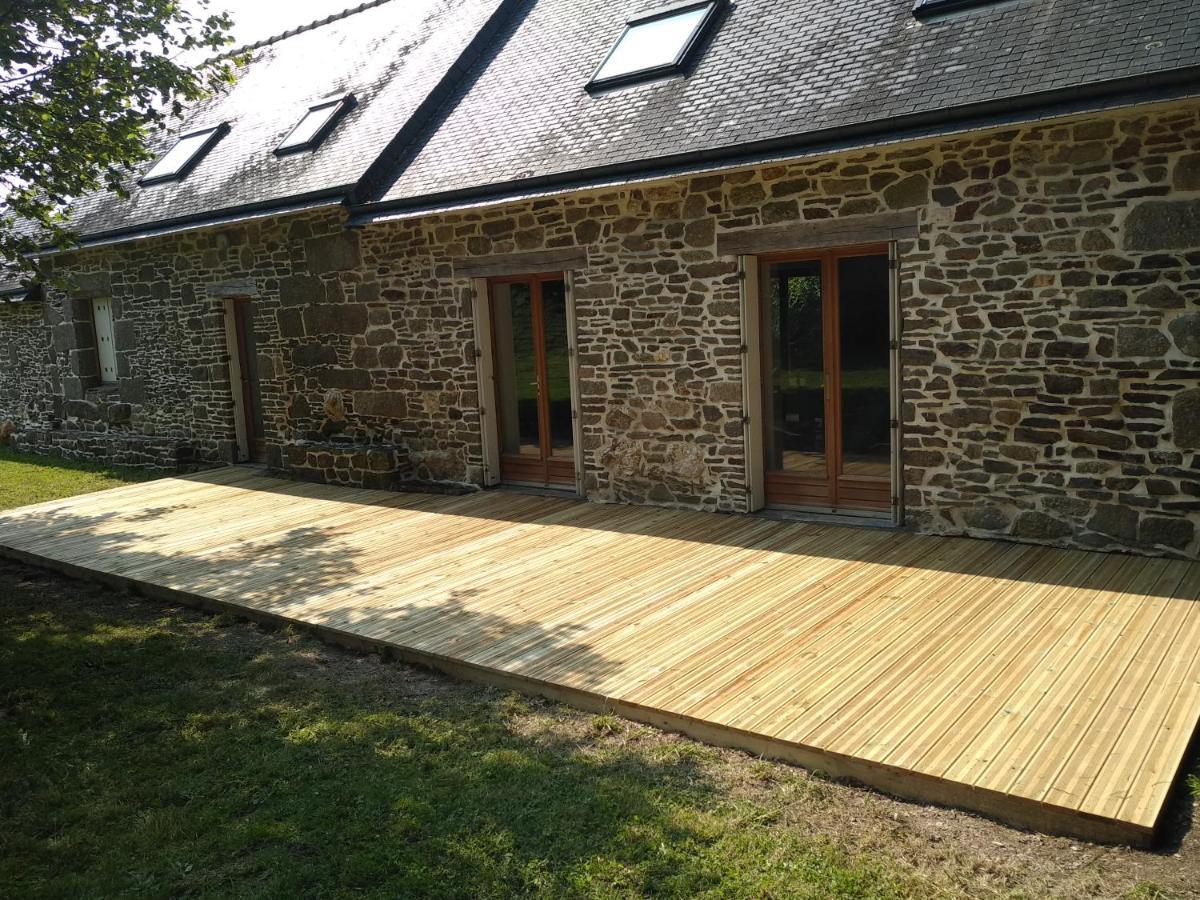 Le Botcol Villa Plouguernevel Exterior photo